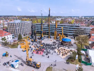 BAUER Maschinen GmbH’s in-house exhibition took place from April 16 to 18 in Schrobenhausen. 